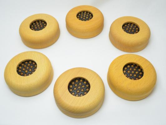 Baggy Taschenbürste. Bürstenfabrik Keller seit 1869. 6 Stück eingeklappte Holzstifte, Unterseite.